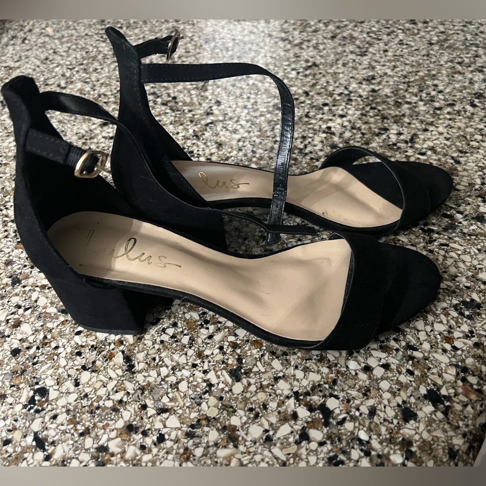 Lulus short heels size 8.5 some light scuffing and wear